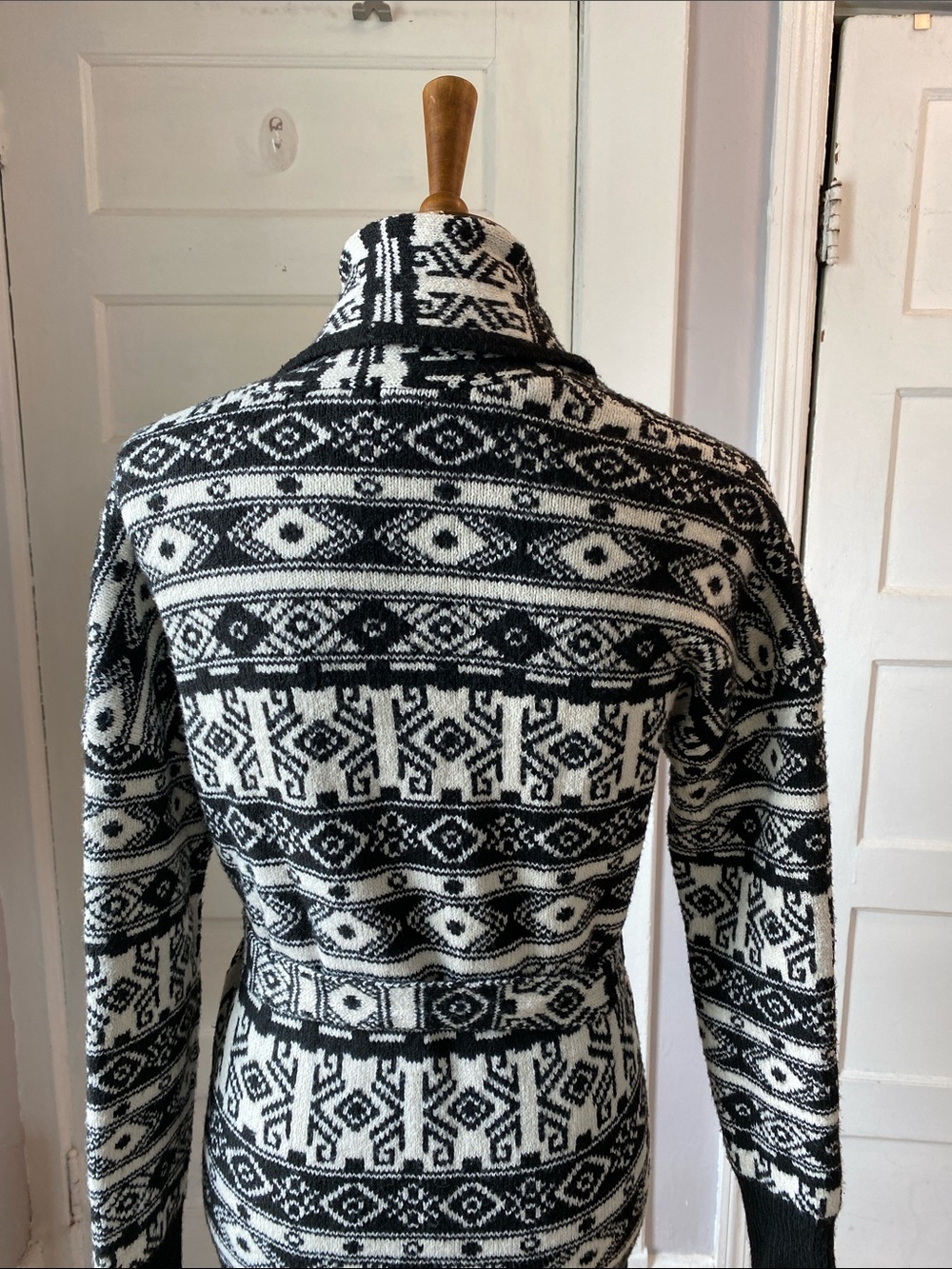 Rachel Zoe Aztec Print Belted Cardigan, Size S - Picture 7 of 13